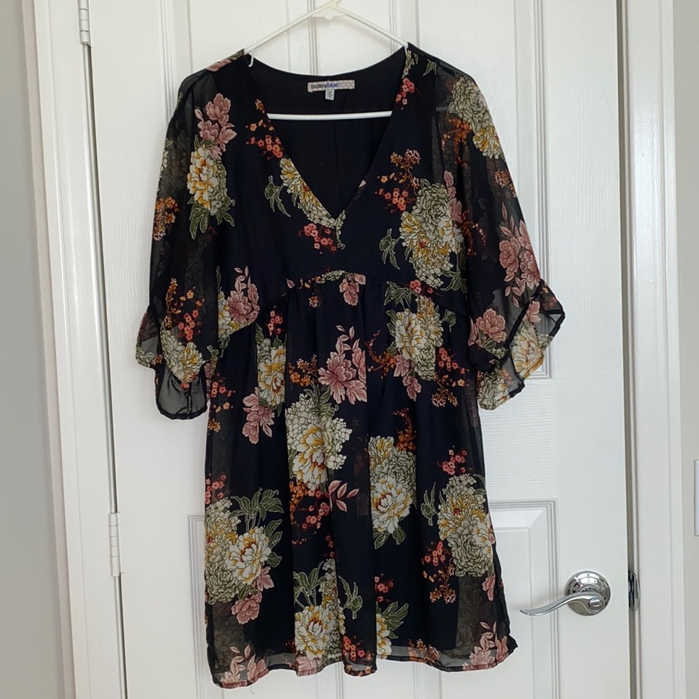 Bailey Blue-Kimono Inspired Black Floral Dress-M